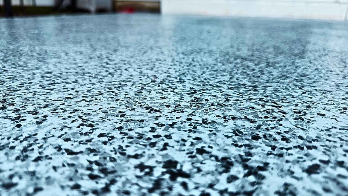Flake epoxy floor close-up